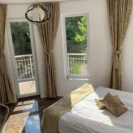 Casa de hóspedes Perla Di Mare 3*